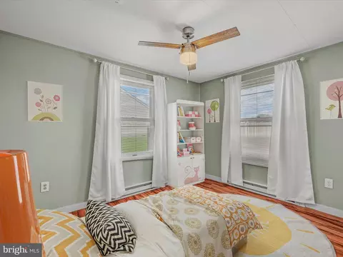 Bedroom - 202 E 6th Ave, Ranson, WV 25438 photo 6 of 6