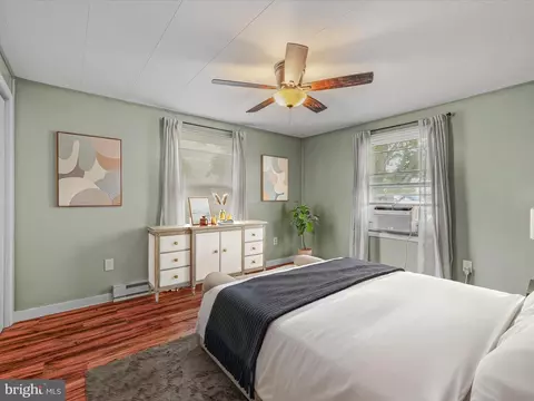 Bedroom - 202 E 6th Ave, Ranson, WV 25438 photo 1 of 6