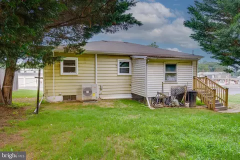 995 N Mildred St, Ranson, WV 25438 photo 40