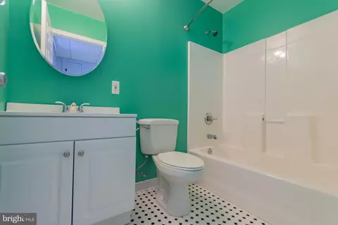 Bath - 508 N Forrest St, Ranson, WV 25438 photo 3 of 3
