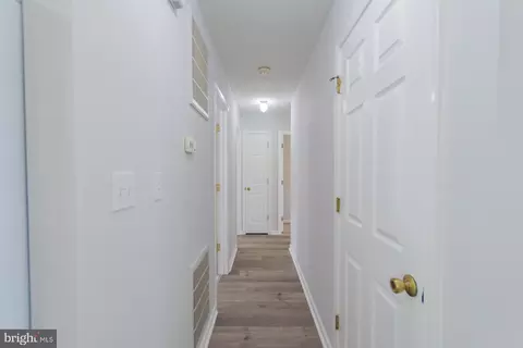 Entry Way - 508 N Forrest St, Ranson, WV 25438 photo 3 of 4