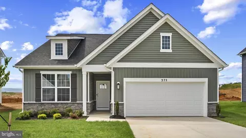 445 Atkinson St, Shenandoah Junction, WV 25442