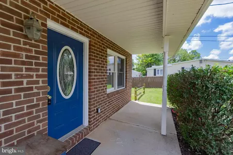 Exterior - 304 E 12th Ave, Ranson, WV 25438 photo 6 of 21