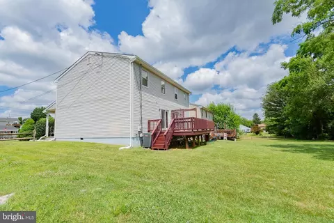 Exterior - 304 E 12th Ave, Ranson, WV 25438 photo 13 of 21