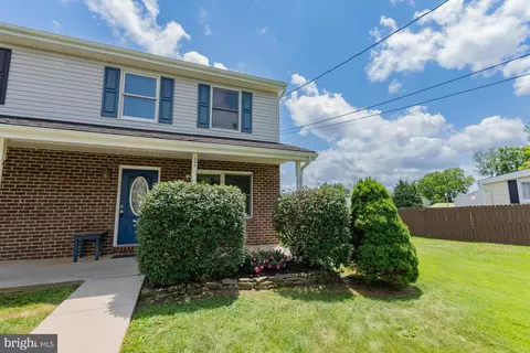 304 E 12th Ave, Ranson, WV 25438