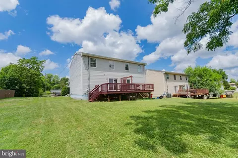 Exterior - 304 E 12th Ave, Ranson, WV 25438 photo 14 of 21