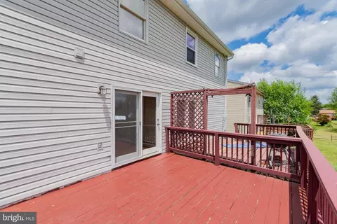 Exterior - 304 E 12th Ave, Ranson, WV 25438 photo 10 of 21