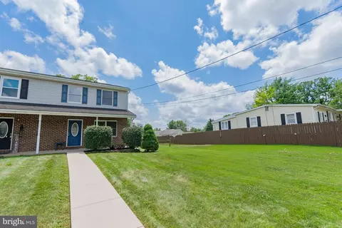 Exterior - 304 E 12th Ave, Ranson, WV 25438 photo 3 of 21