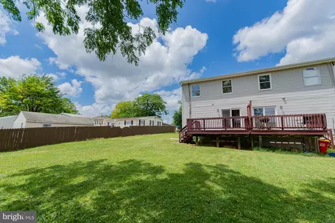 Exterior - 304 E 12th Ave, Ranson, WV 25438 photo 16 of 21