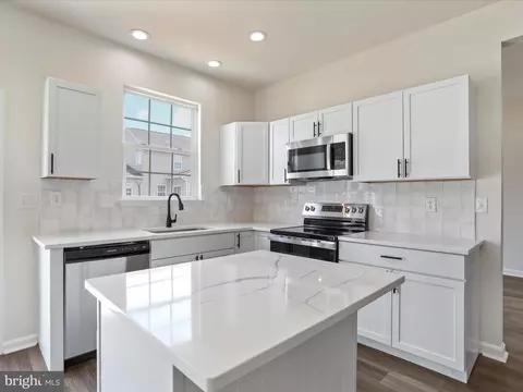 90 Watercourse Dr, Ranson, WV 25438 photo 6