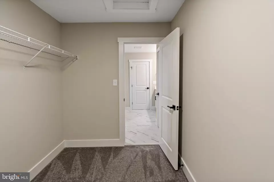 Entry Way - Bunny Lane, Harpers Ferry, WV 25425 photo 3 of 10