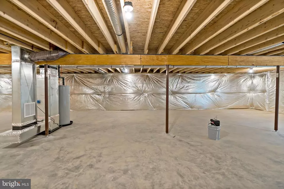 Entry Way - Bunny Lane, Harpers Ferry, WV 25425 photo 8 of 10