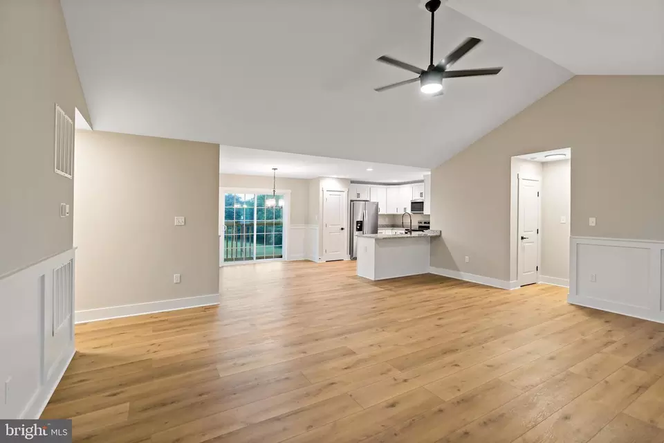 Living - Bunny Lane, Harpers Ferry, WV 25425 photo 2 of 4