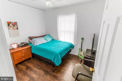 Bedroom - 207 Preston Pl, Ranson, WV 25438 photo 3 of 4