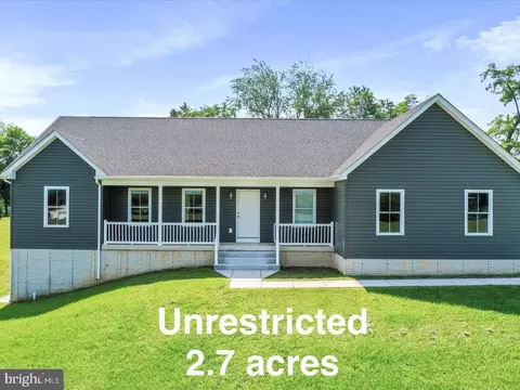 105 Burch Meadow Ln, Kearneysville, WV 25430