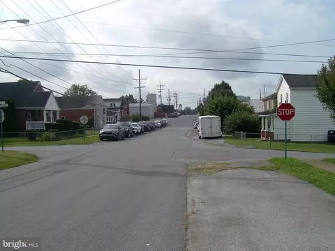 View/Area - 214 S George St, Ranson, WV 25438 photo 1 of 1