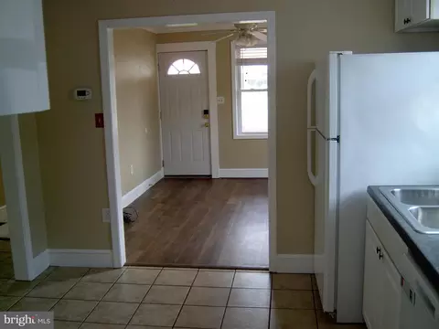 Entry Way - 214 S George St, Ranson, WV 25438 photo 1 of 1