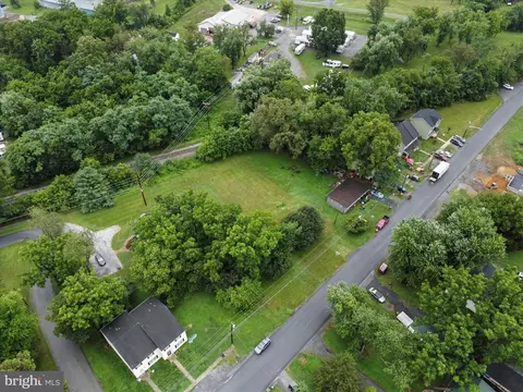 406 Burns St, Ranson, WV 25438 photo 10