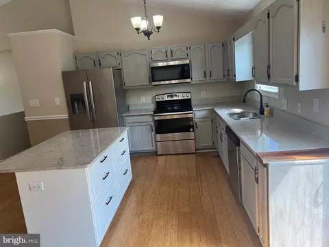 8 Cottontail Dr, Ranson, WV 25438 photo 9