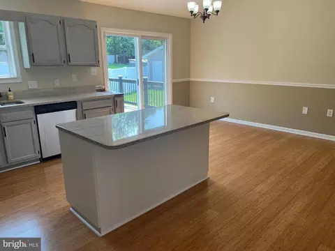 8 Cottontail Dr, Ranson, WV 25438 photo 7