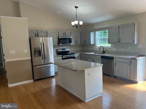 8 Cottontail Dr, Ranson, WV 25438 photo 8