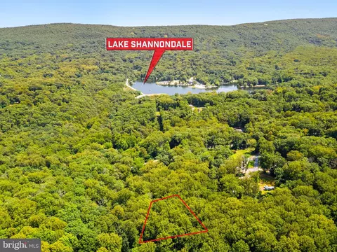 lot31 Shenandoah River Dr, Harpers Ferry, WV 25425