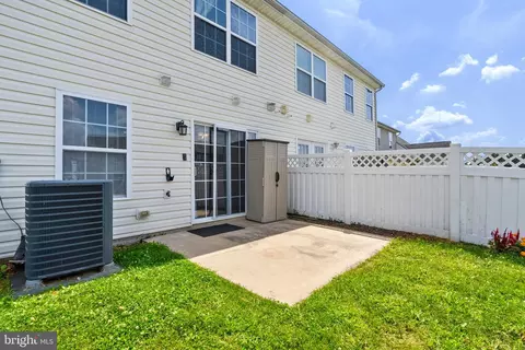 92 Fuzzy Tail Dr, Ranson, WV 25438 photo 29