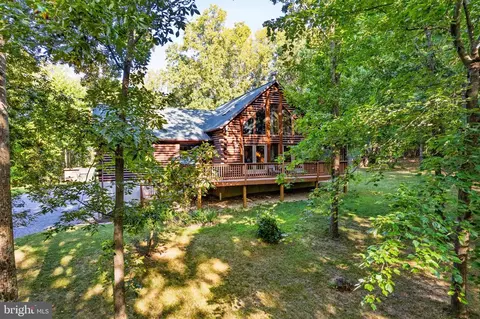 4344 Mission Rd, Harpers Ferry, WV 25425