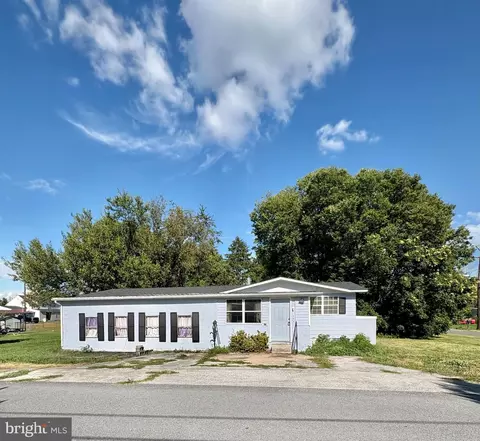 111 S Mcdonald St, Ranson, WV 25438