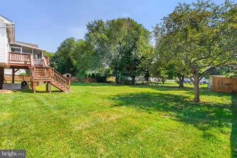 Exterior - 28 Mopsy Ct, Ranson, WV 25438 photo 16 of 19