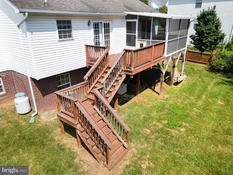 Exterior - 28 Mopsy Ct, Ranson, WV 25438 photo 14 of 19