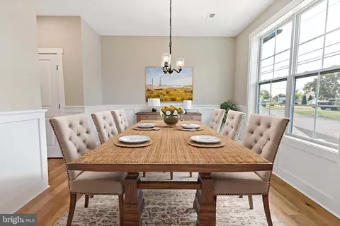 Dining - 412 E 7th Ave, Ranson, WV 25438 photo 1 of 1
