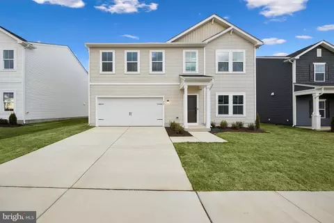 82 Thornton Ave, Ranson, WV 25438