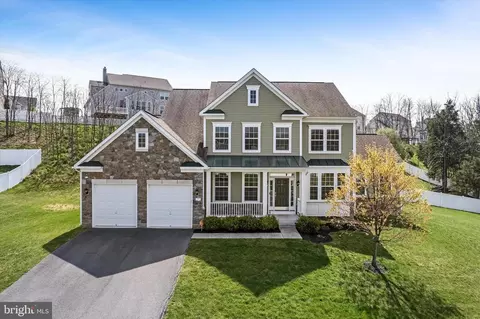77 Wilderness Ct, Harpers Ferry, WV 25425