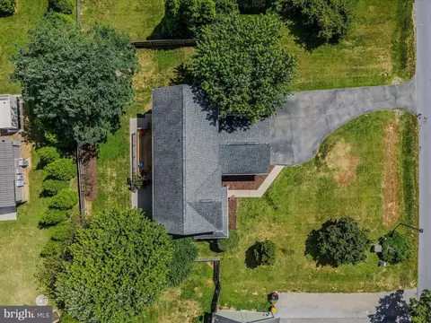 571 Oak Lee Dr, Ranson, WV 25438 photo 33