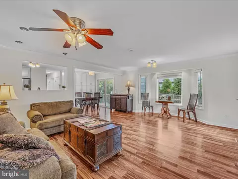 571 Oak Lee Dr, Ranson, WV 25438 photo 9