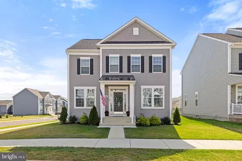 246 Newbury St, Charles Town, WV 25414