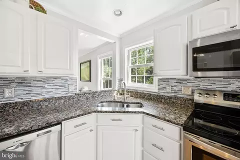 Kitchen - 60 Trix Ct, Ranson, WV 25438 photo 3 of 4