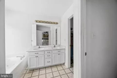 Entry Way - 60 Trix Ct, Ranson, WV 25438 photo 5 of 11
