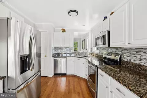 Kitchen - 60 Trix Ct, Ranson, WV 25438 photo 2 of 4