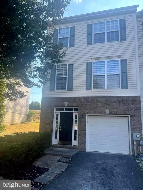 302 Starkeys Lndg, Shepherdstown, WV 25443
