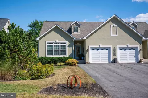 50 Hartzell Dr, Shepherdstown, WV 25443