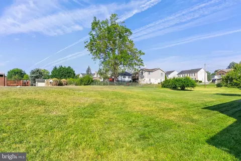605 N Marshall St, Ranson, WV 25438 photo 27