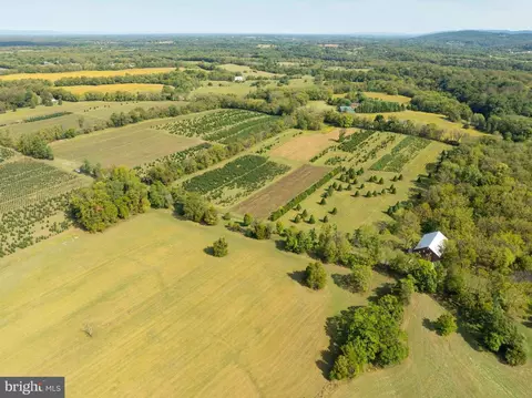 View/Area - 364 Knott Rd, Shepherdstown, WV 25443 photo 4 of 18