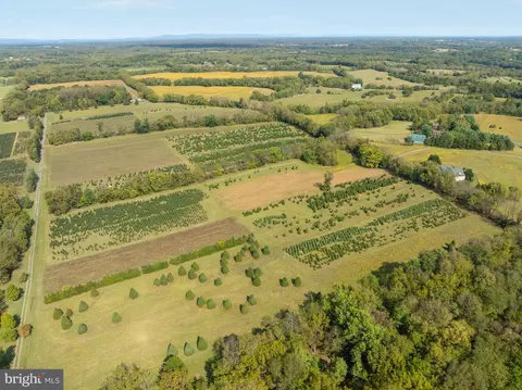 View/Area - 364 Knott Rd, Shepherdstown, WV 25443 photo 5 of 18