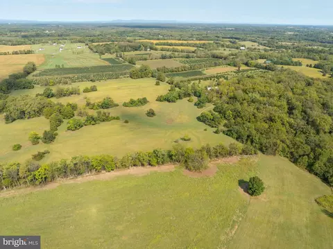 View/Area - 364 Knott Rd, Shepherdstown, WV 25443 photo 2 of 18