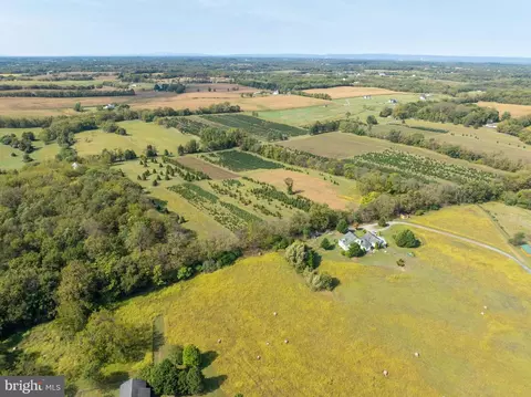 View/Area - 364 Knott Rd, Shepherdstown, WV 25443 photo 8 of 18