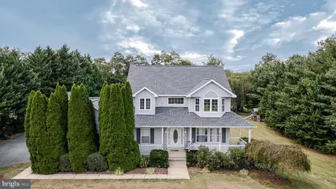 367 Grouse Knoll Ln, Summit Point, WV 25446