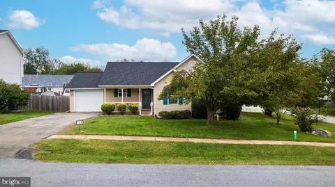 112 Brin Dr, Ranson, WV 25438 photo 2