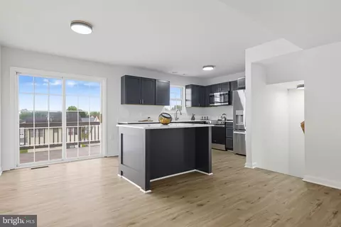 Entry Way - 55 Fuzzy Tail Dr, Ranson, WV 25438 photo 2 of 13